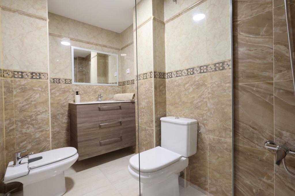 3 Bed, 2 Bath, ApartmentFor Sale, Torrevieja, Alicante