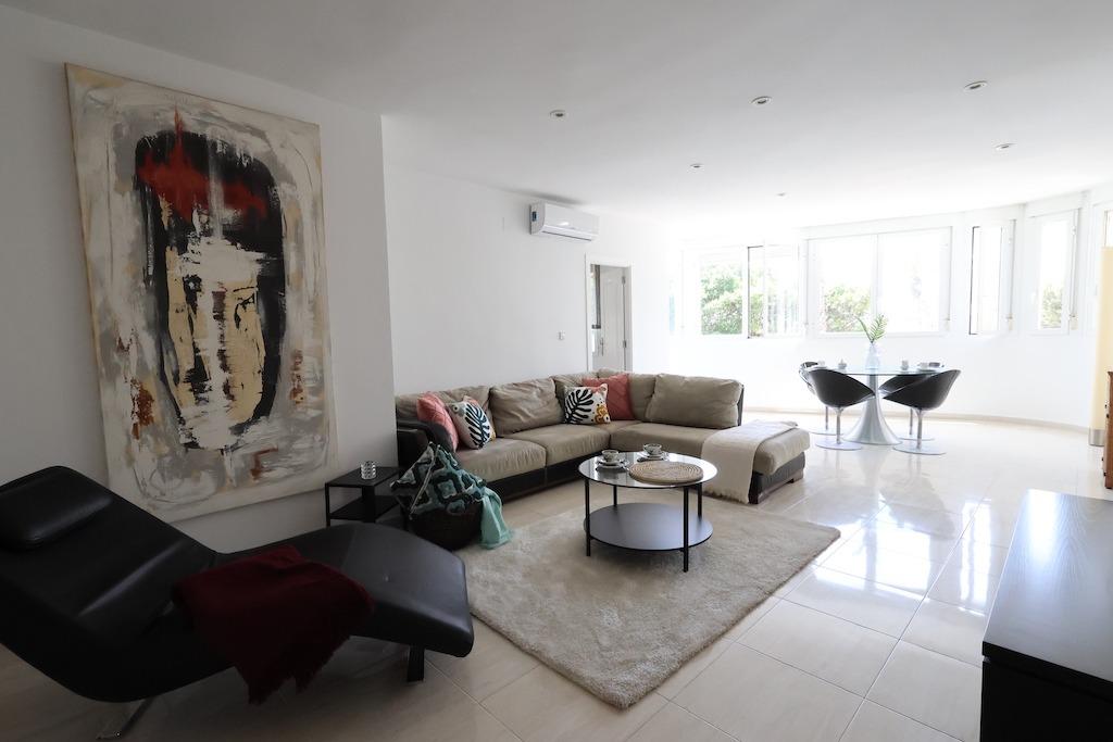 3 Bed, 2 Bath, ApartmentFor Sale, Torrevieja, Alicante