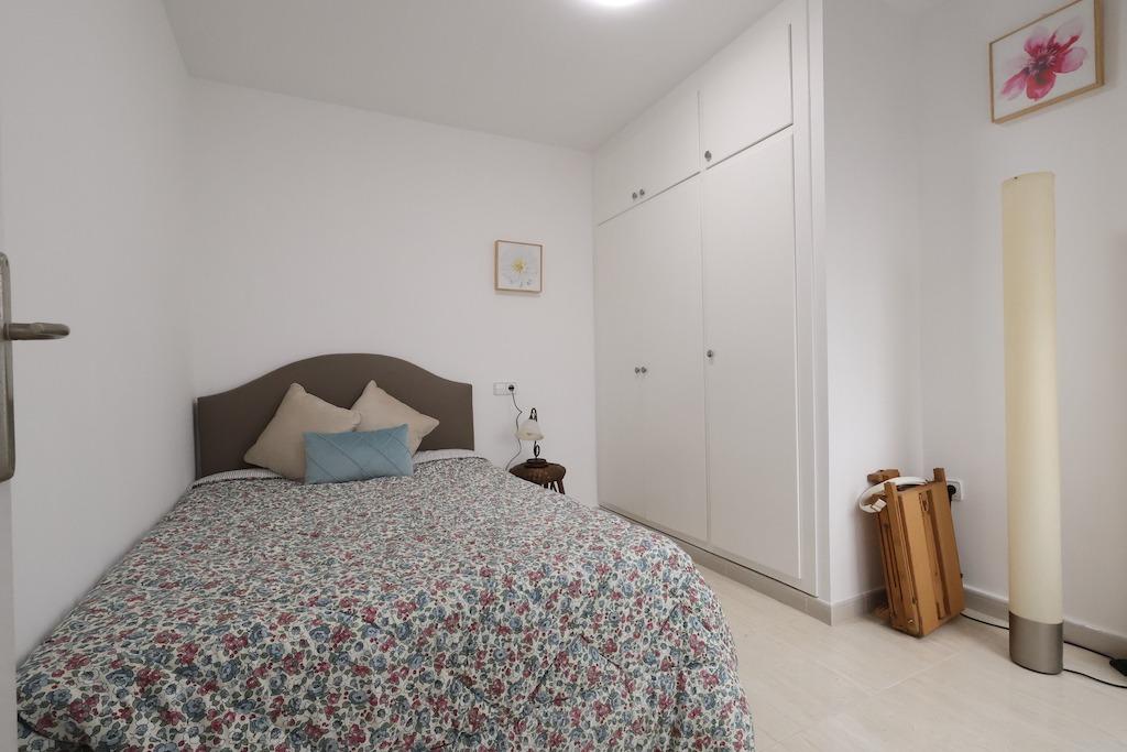 3 Bed, 2 Bath, ApartmentFor Sale, Torrevieja, Alicante