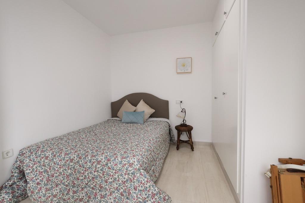3 Bed, 2 Bath, ApartmentFor Sale, Torrevieja, Alicante