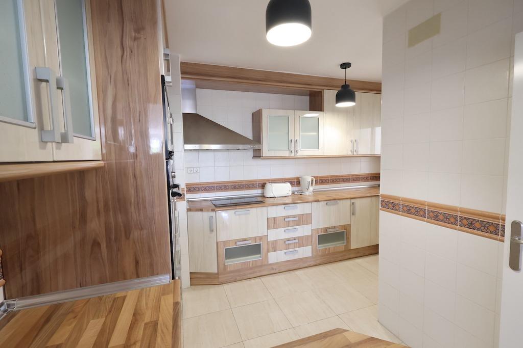 3 Bed, 2 Bath, ApartmentFor Sale, Torrevieja, Alicante