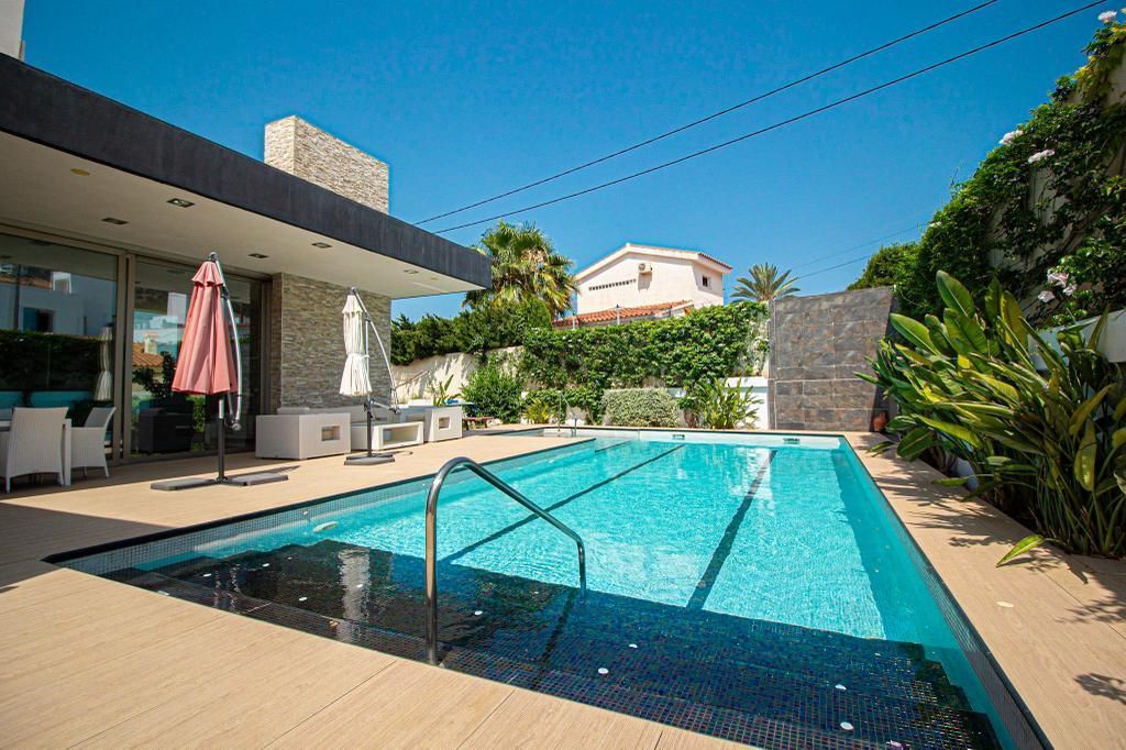 6 Bed, 6 Bath, HouseFor Sale, Alfas del Pi, Alicante