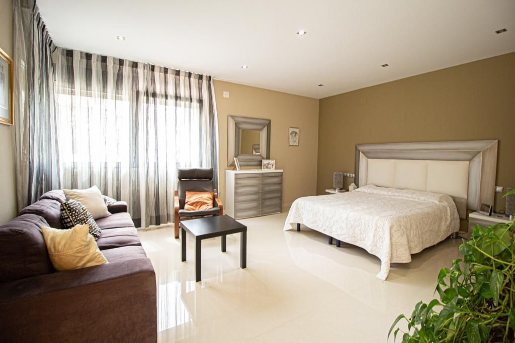 6 Bed, 6 Bath, HouseFor Sale, Alfas del Pi, Alicante