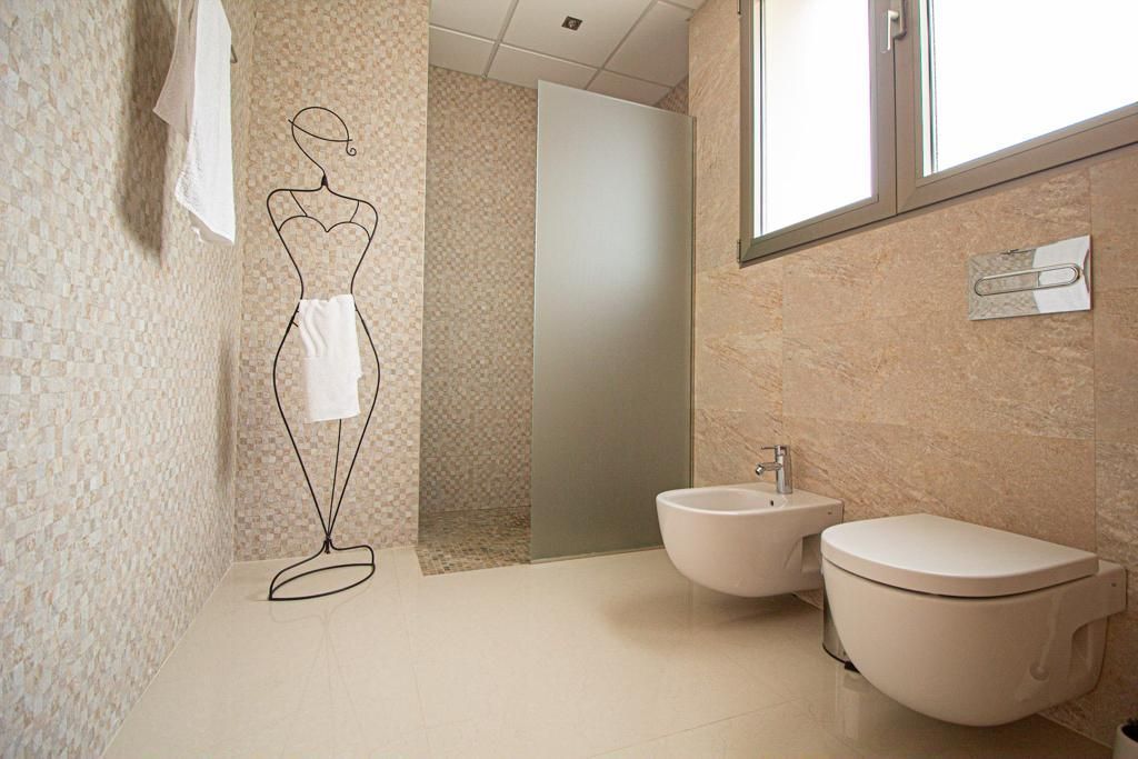 6 Bed, 6 Bath, HouseFor Sale, Alfas del Pi, Alicante