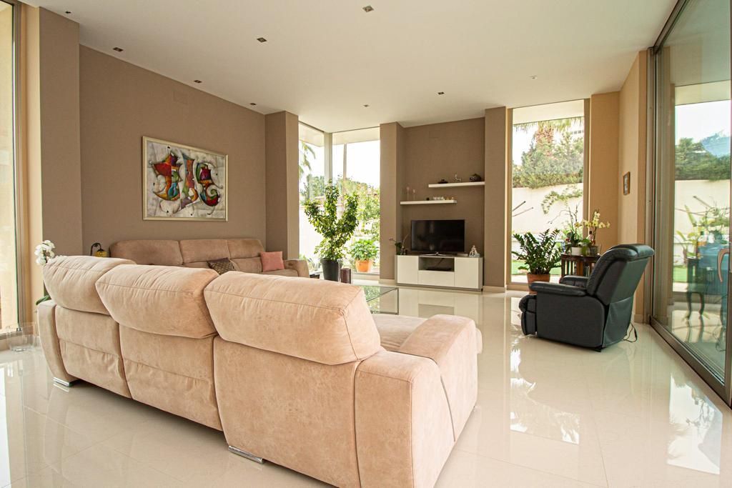 6 Bed, 6 Bath, HouseFor Sale, Alfas del Pi, Alicante