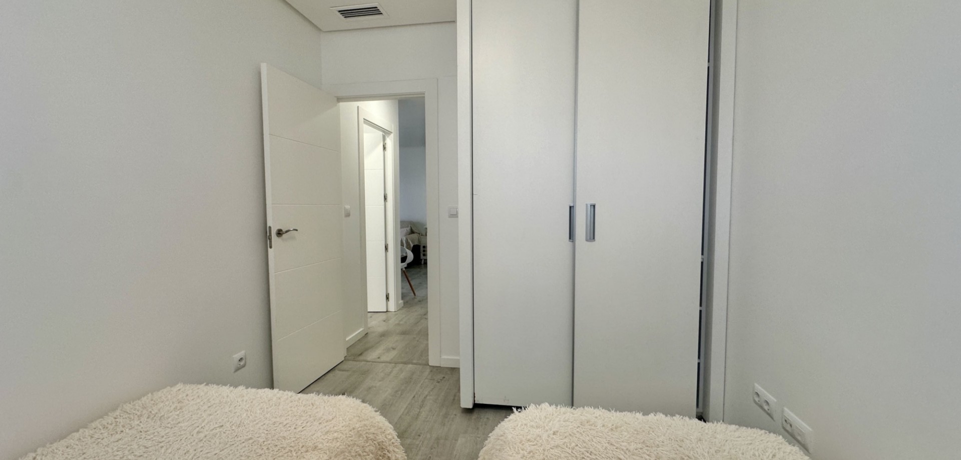 3 Bed, 2 Bath, ApartmentFor Sale, Orihuela Costa, Alicante