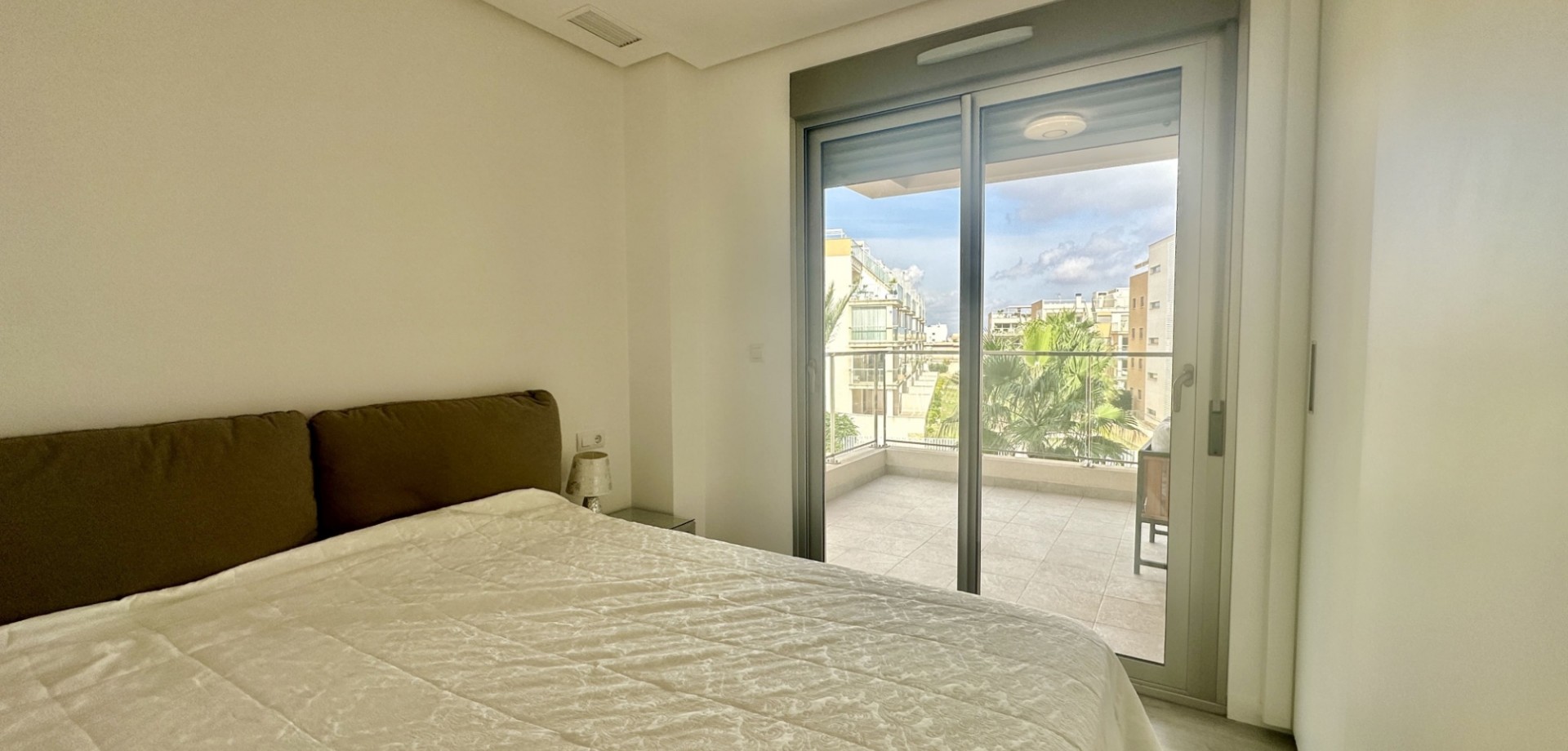 3 Bed, 2 Bath, ApartmentFor Sale, Orihuela Costa, Alicante