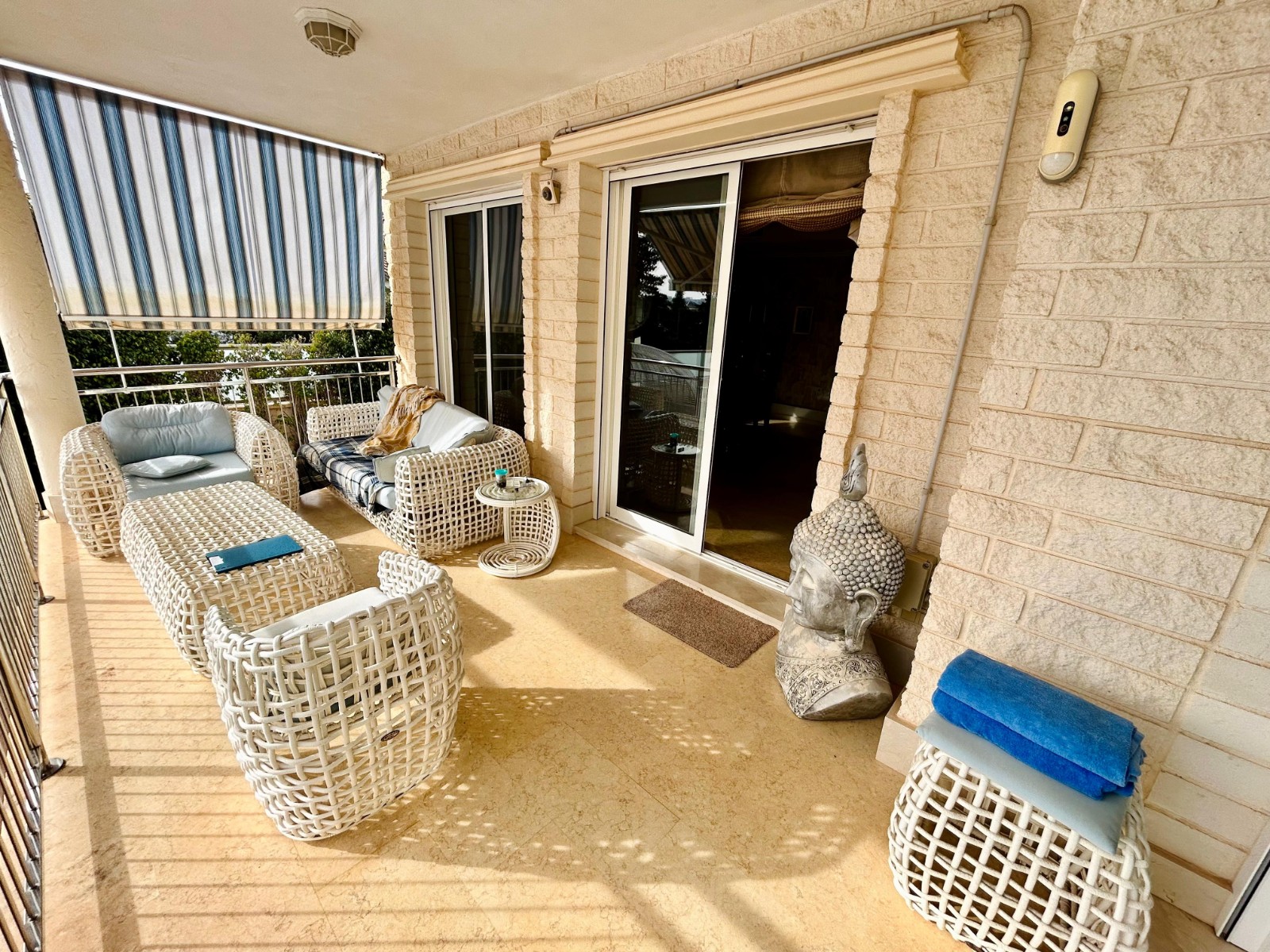 5 Bed, 4 Bath, HouseFor Sale, Torrevieja, Alicante