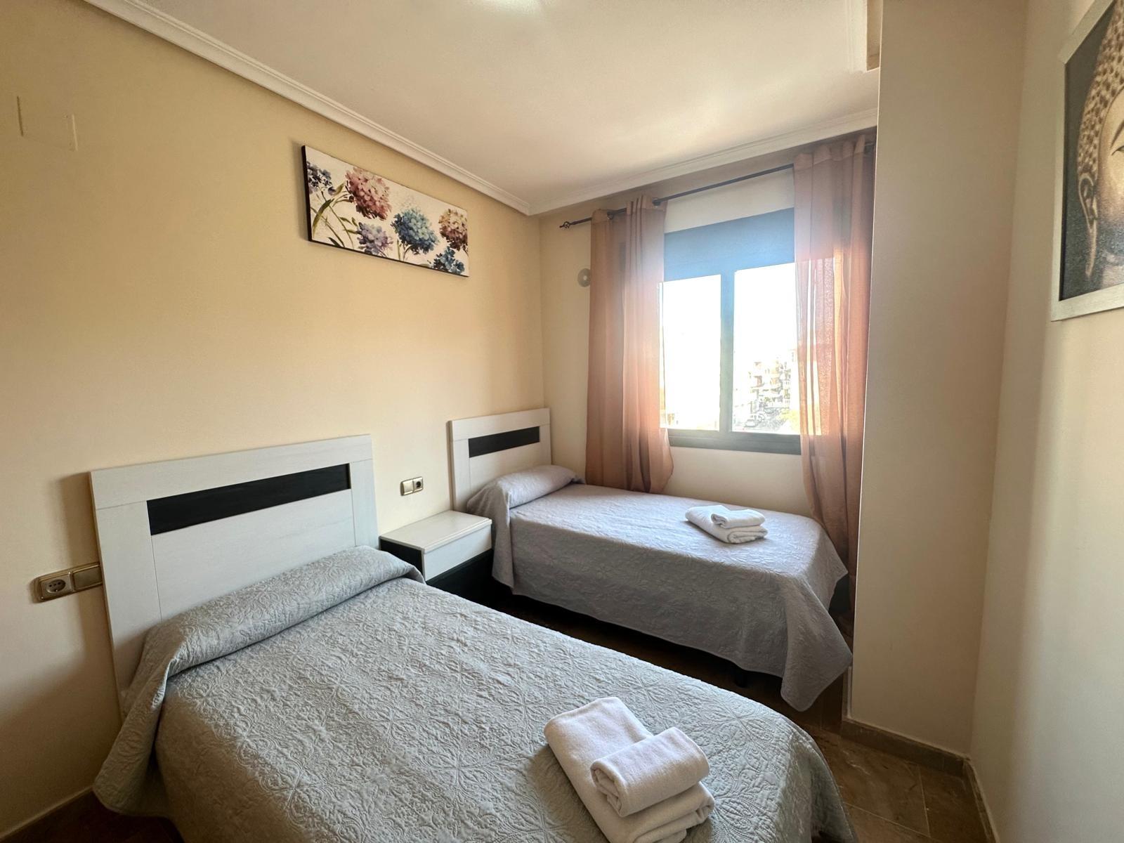 4 Bed, 2 Bath, ApartmentFor Sale, Torrevieja, Alicante