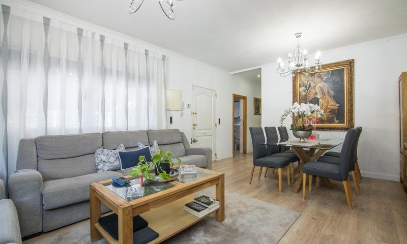 3 Bed, 2 Bath, HouseFor Sale, Elche, Alicante