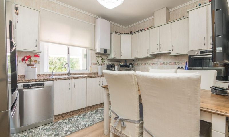 3 Bed, 2 Bath, HouseFor Sale, Elche, Alicante