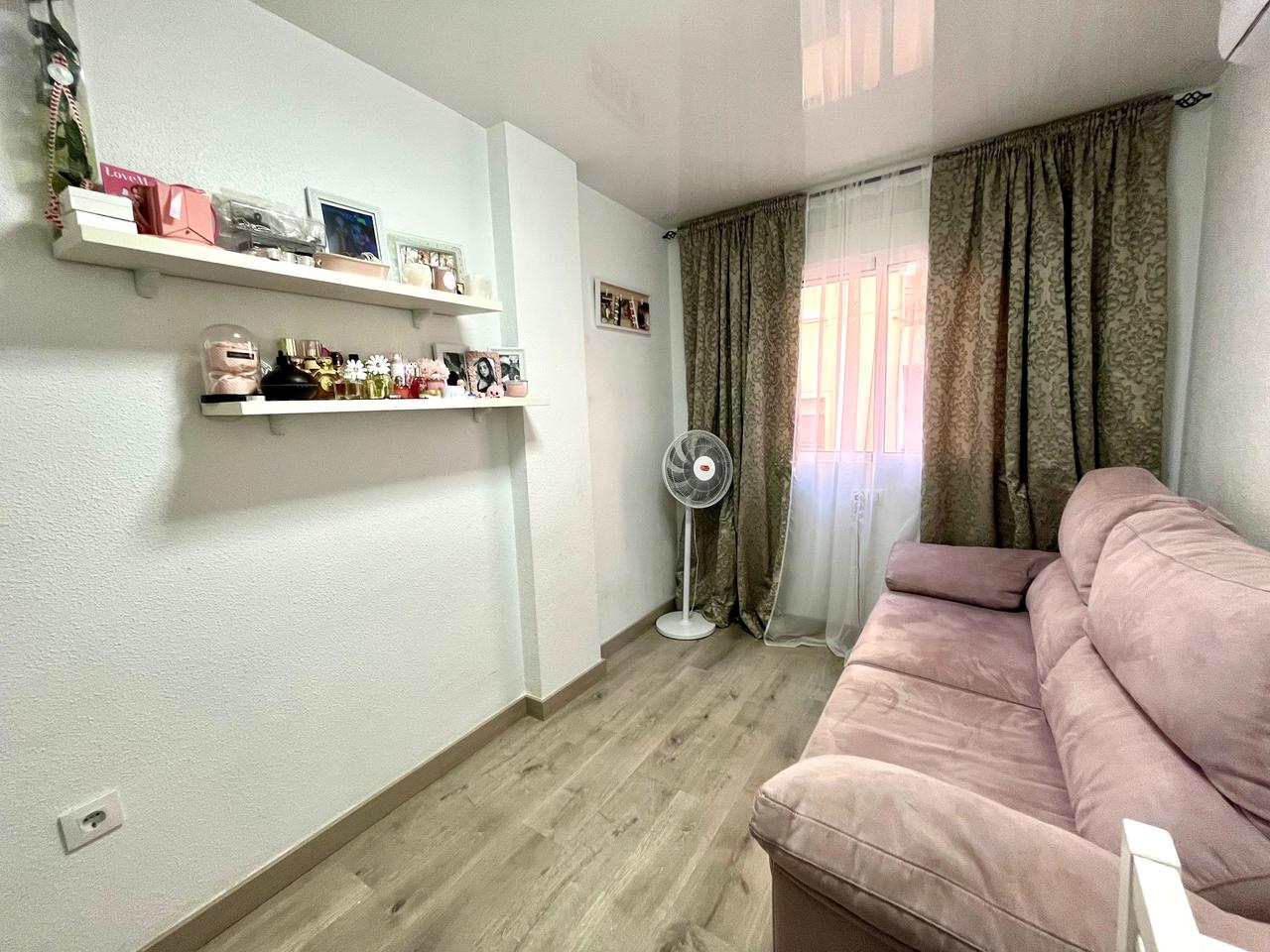 4 Bed, 3 Bath, ApartmentFor Sale, Torrevieja, Alicante 4 Bed, 3 Bath, ApartmentFor Sale, Torrevieja, Alicante