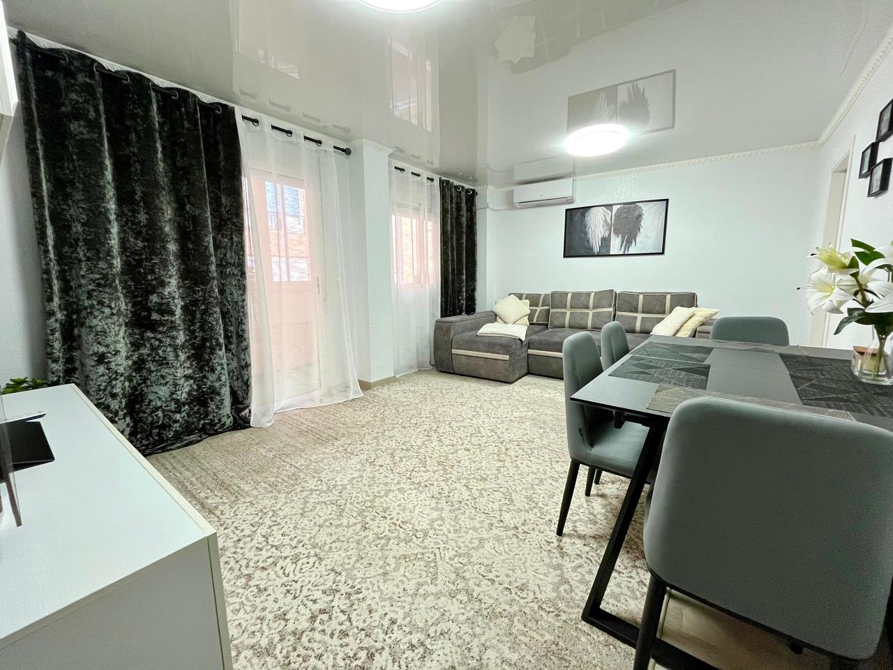 4 Bed, 3 Bath, ApartmentFor Sale, Torrevieja, Alicante 4 Bed, 3 Bath, ApartmentFor Sale, Torrevieja, Alicante