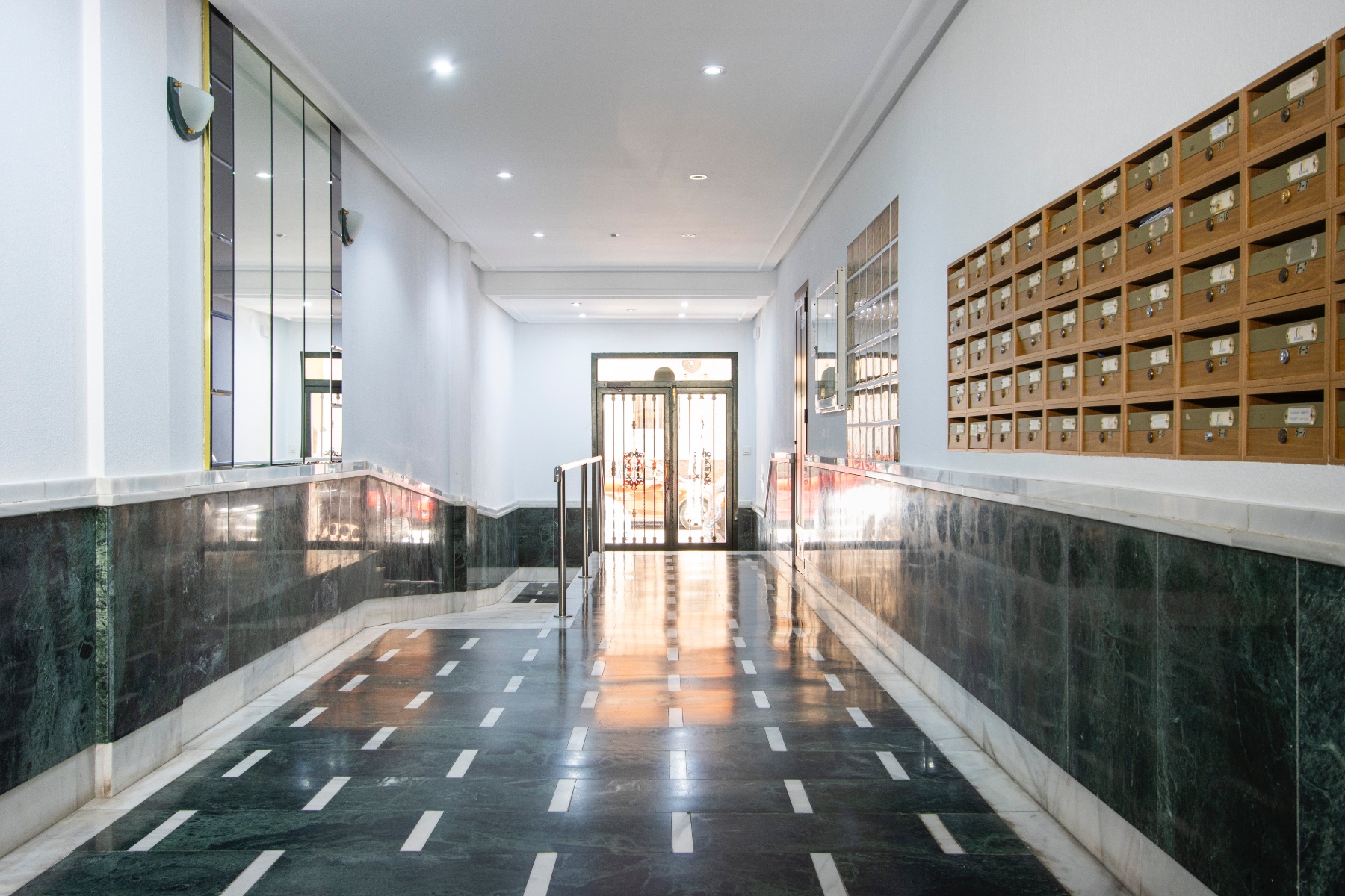 2 Bed, 1 Bath, ApartmentFor Sale, Torrevieja, Alicante