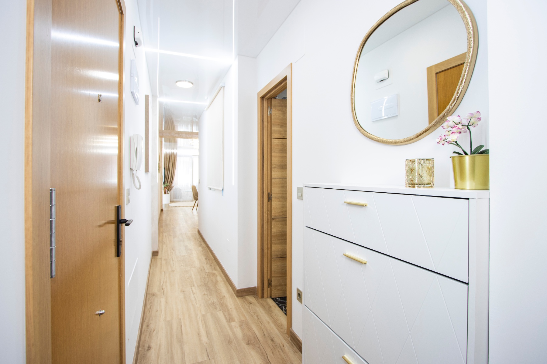 2 Bed, 1 Bath, ApartmentFor Sale, Torrevieja, Alicante