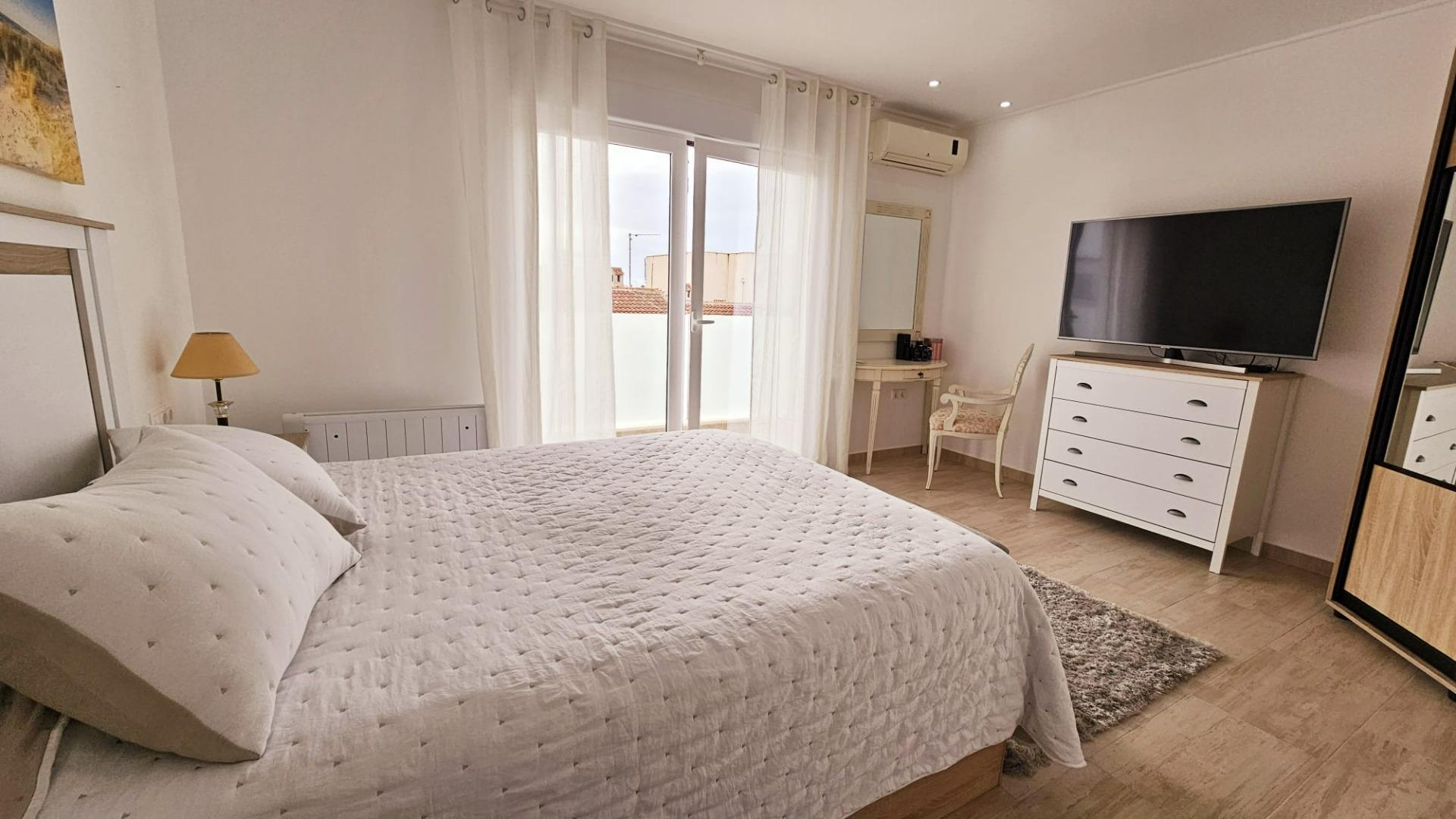 2 Bed, 2 Bath, ApartmentFor Sale, Torrevieja, Alicante 2 Bed, 2 Bath, ApartmentFor Sale, Torrevieja, Alicante