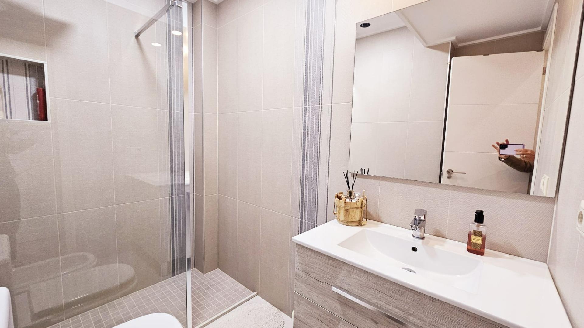 2 Bed, 2 Bath, ApartmentFor Sale, Torrevieja, Alicante 2 Bed, 2 Bath, ApartmentFor Sale, Torrevieja, Alicante