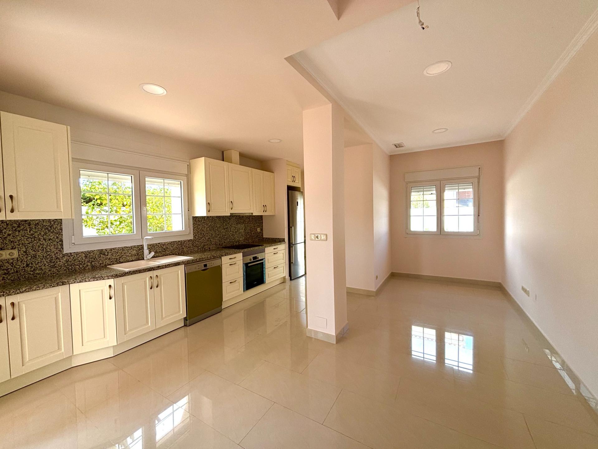 4 Bed, 4 Bath, HouseFor Sale, Cabo Roig, Alicante