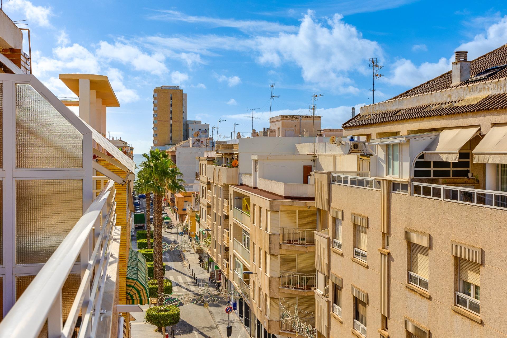 2 Bed, 2 Bath, ApartmentFor Sale, Torrevieja, Alicante 2 Bed, 2 Bath, ApartmentFor Sale, Torrevieja, Alicante