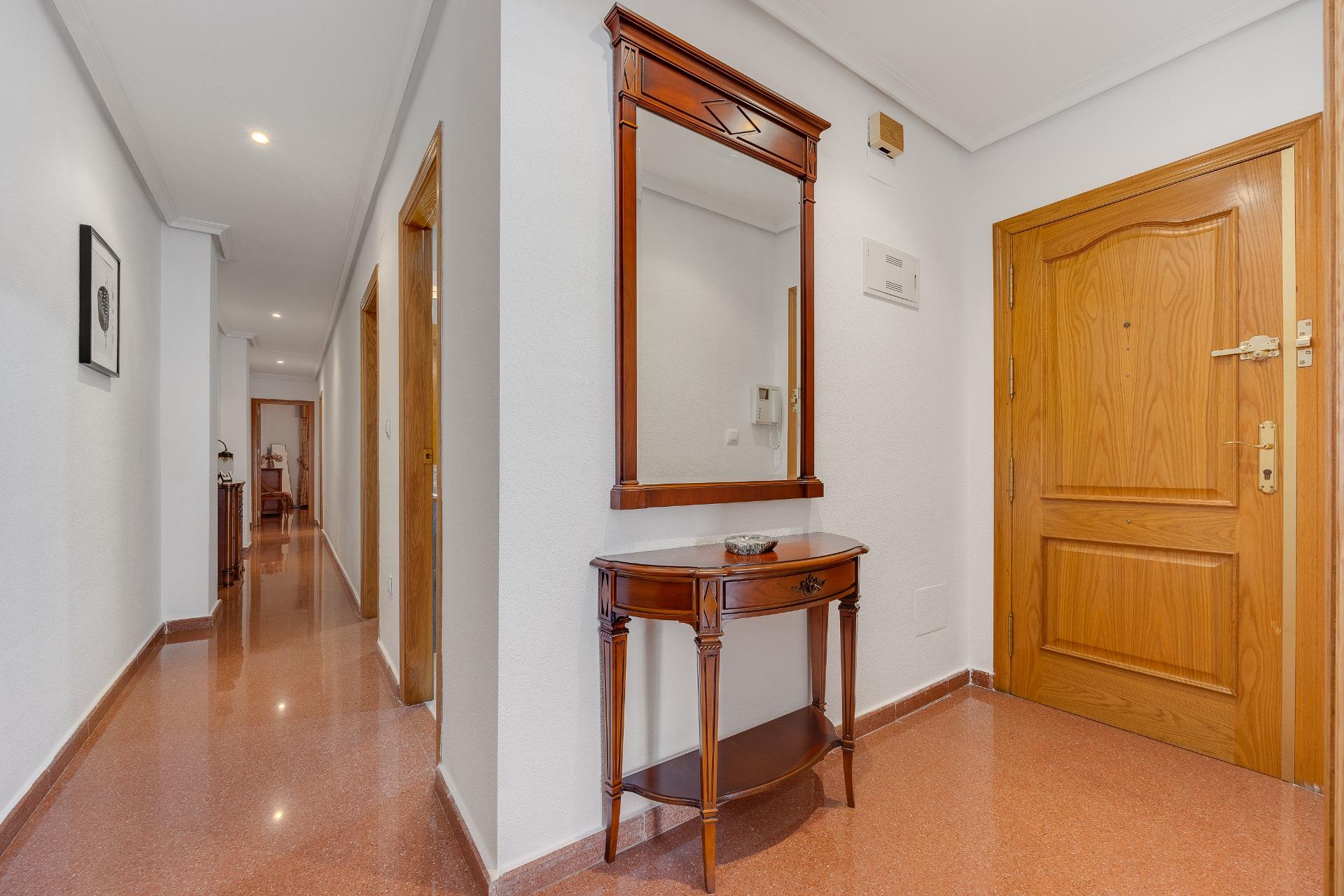 2 Bed, 2 Bath, ApartmentFor Sale, Torrevieja, Alicante