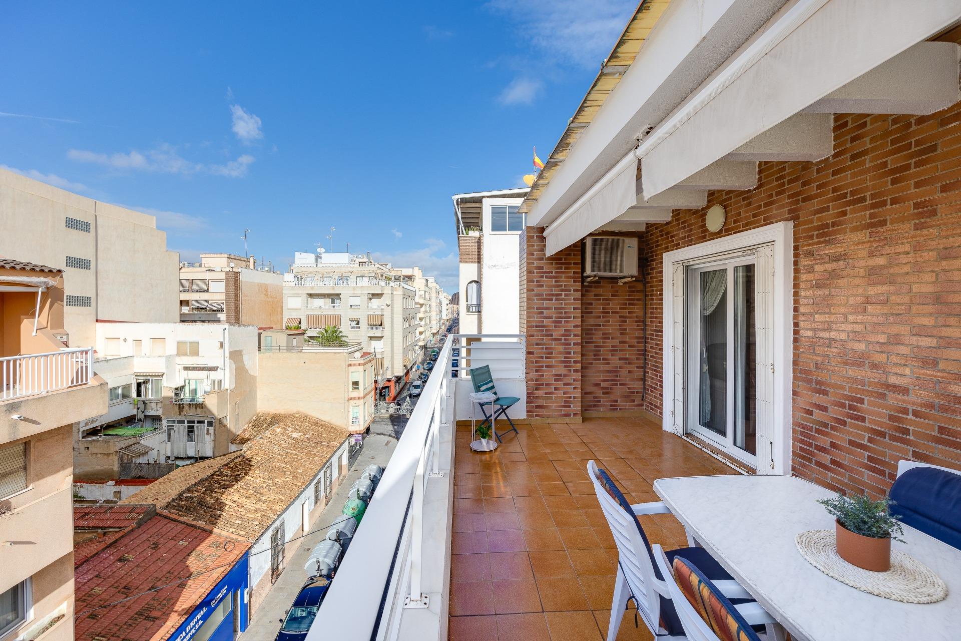 2 Bed, 2 Bath, ApartmentFor Sale, Torrevieja, Alicante