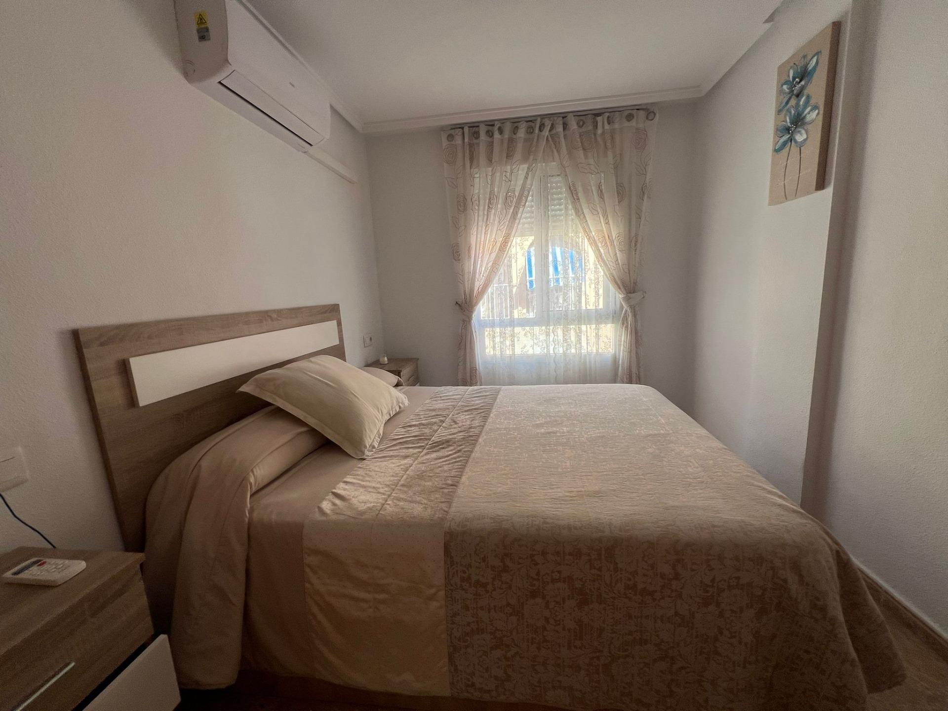 2 Bed, 1 Bath, ApartmentFor Sale, Torrevieja, Alicante