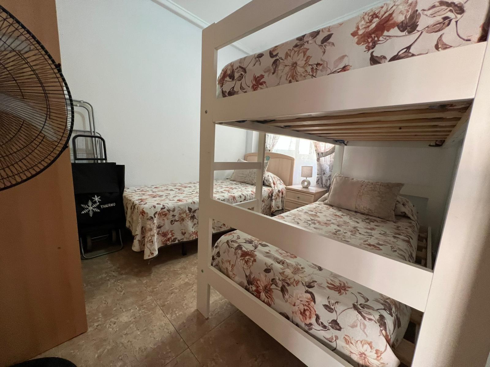 2 Bed, 1 Bath, ApartmentFor Sale, Torrevieja, Alicante