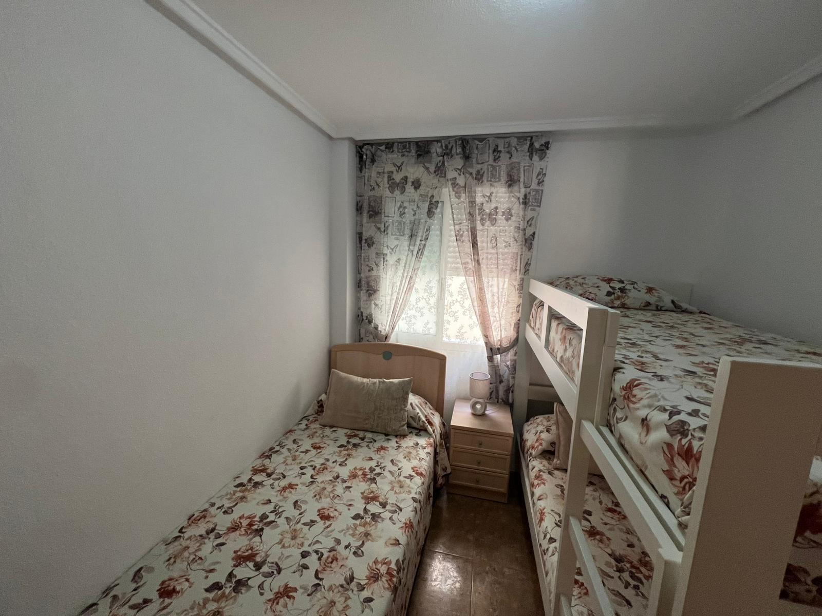 2 Bed, 1 Bath, ApartmentFor Sale, Torrevieja, Alicante