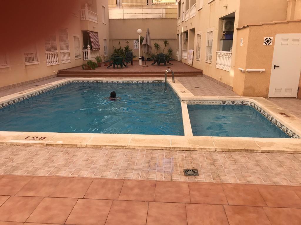 2 Bed, 1 Bath, ApartmentFor Sale, Torrevieja, Alicante