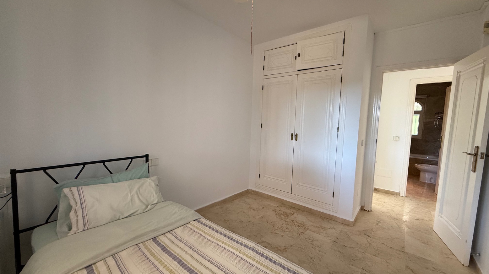 4 Bed, 2 Bath, HouseFor Sale, Orihuela, Alicante