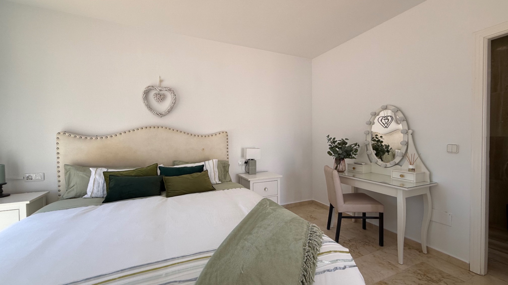 4 Bed, 2 Bath, HouseFor Sale, Orihuela, Alicante