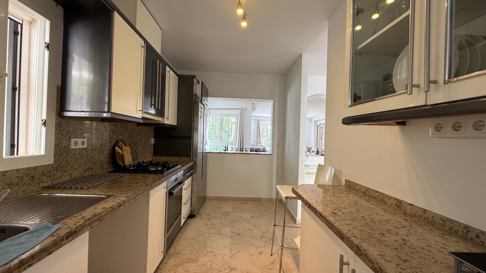 4 Bed, 2 Bath, HouseFor Sale, Orihuela, Alicante