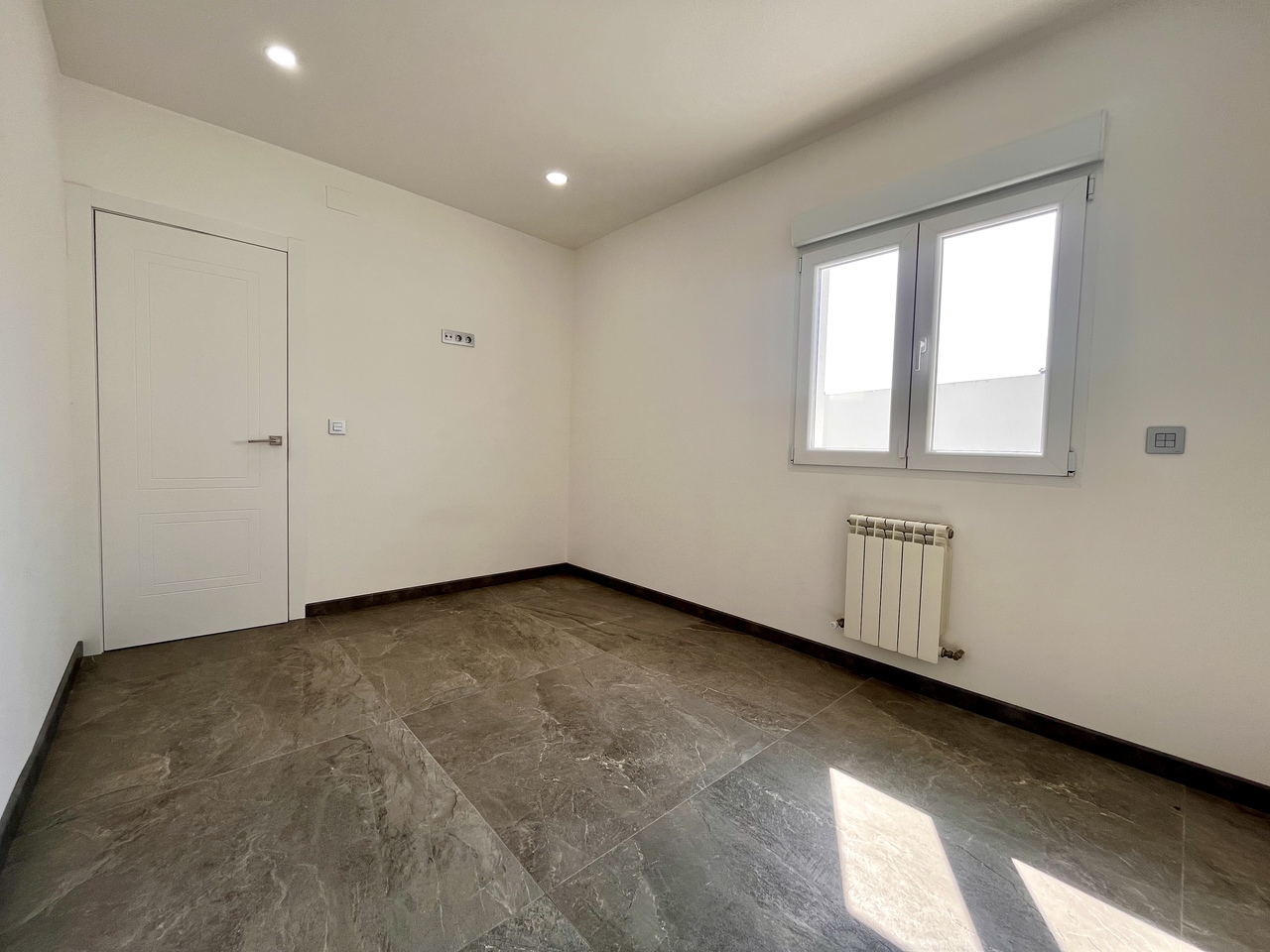 6 Bed, 4 Bath, HouseFor Sale, Los Balcones, Alicante