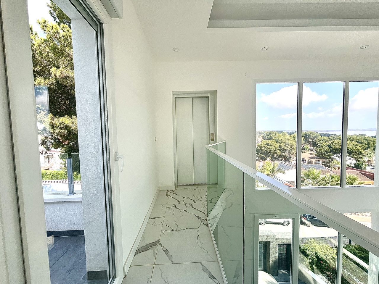 6 Bed, 4 Bath, HouseFor Sale, Los Balcones, Alicante