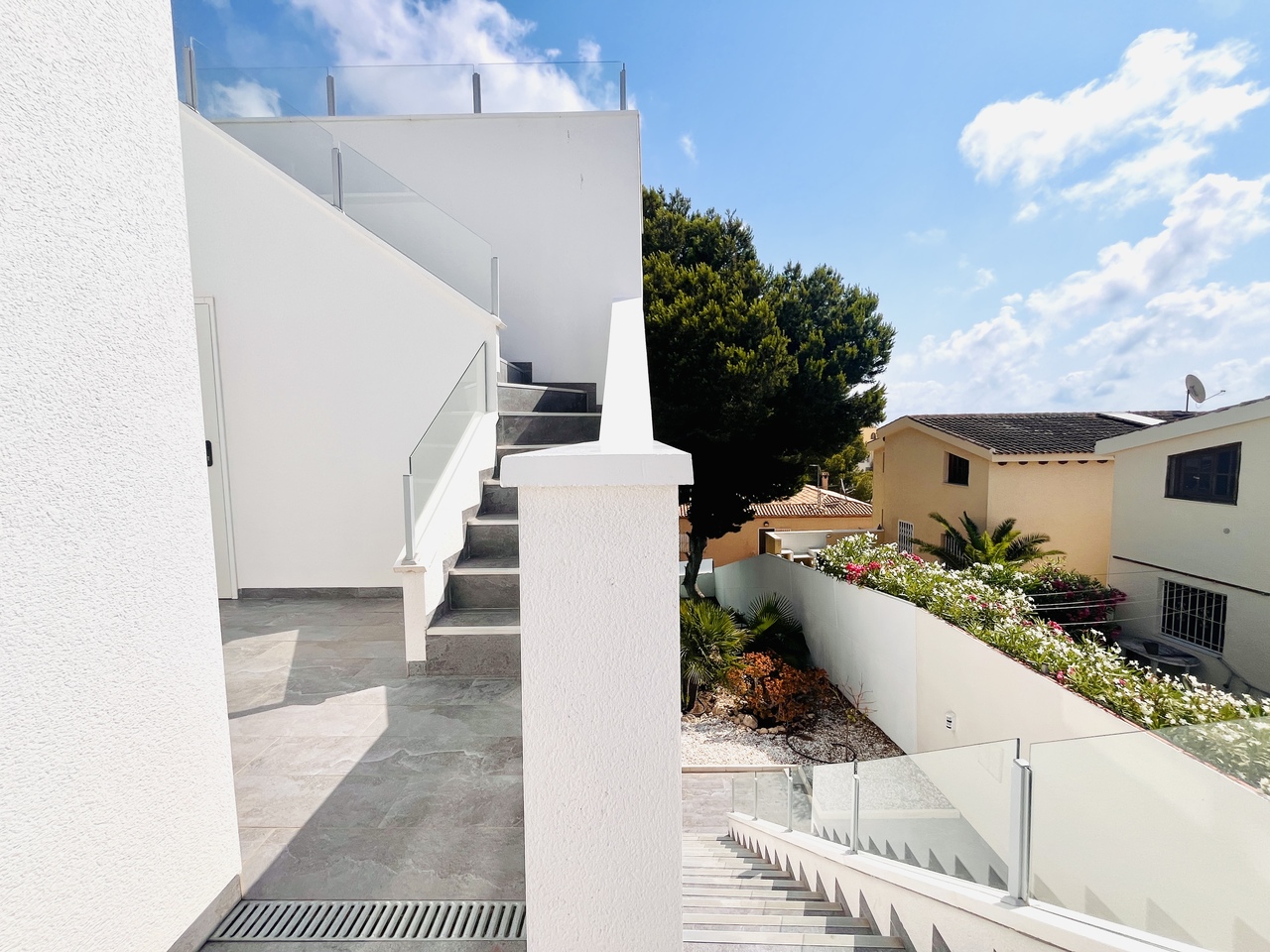 6 Bed, 4 Bath, HouseFor Sale, Los Balcones, Alicante