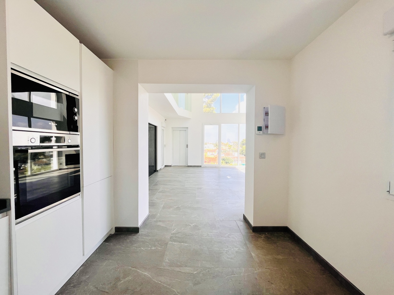 6 Bed, 4 Bath, HouseFor Sale, Los Balcones, Alicante