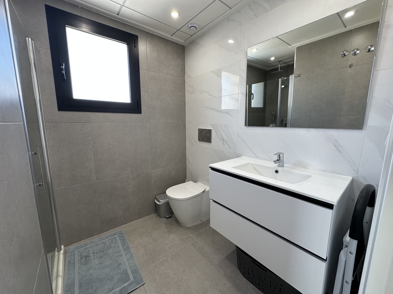 2 Bed, 2 Bath, ApartmentFor Sale, Villamartin, Alicante