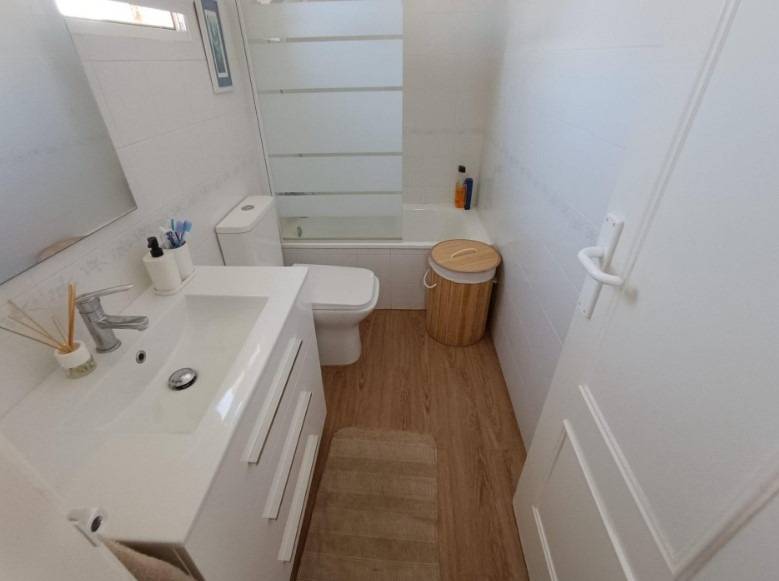 1 Bed, 1 Bath, ApartmentFor Sale, Torrevieja, Alicante