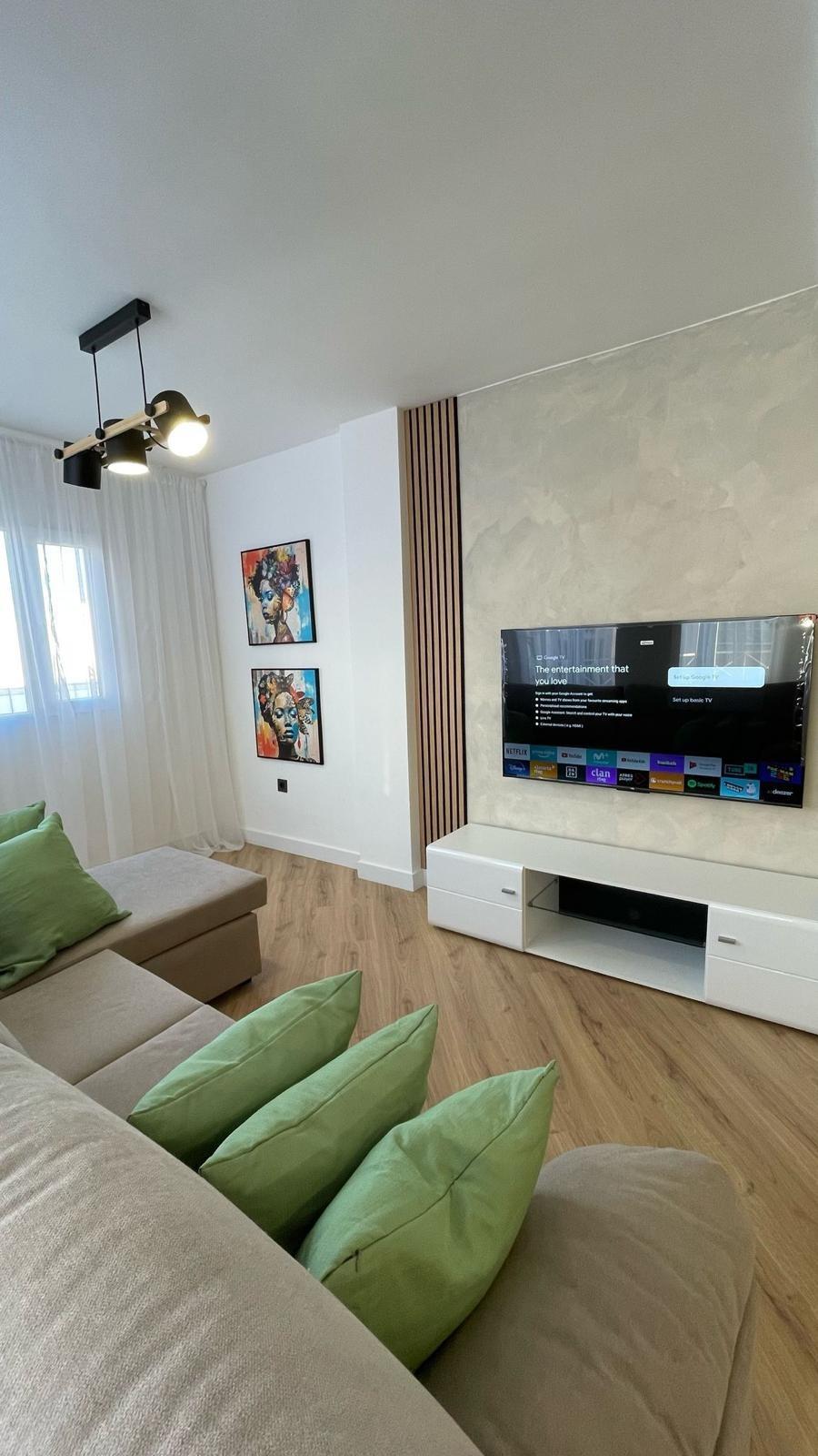 2 Bed, 1 Bath, ApartmentFor Sale, Torrevieja, Alicante