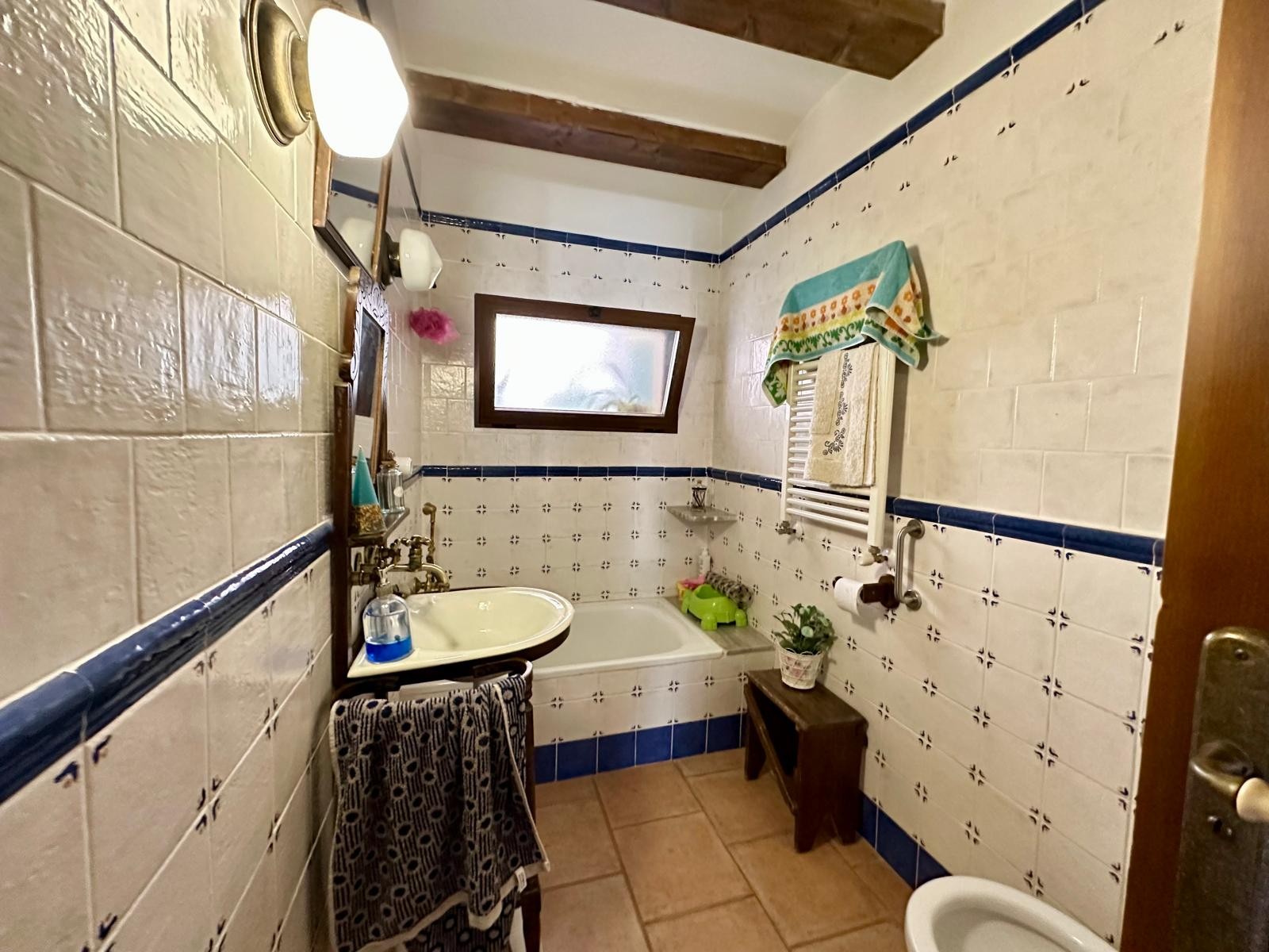 8 Bed, 7 Bath, HouseFor Sale, Yecla, Murcia