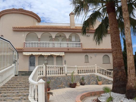4 Bed, 3 Bath, HouseFor Sale, La Manga Del Mar Menor, Murcia