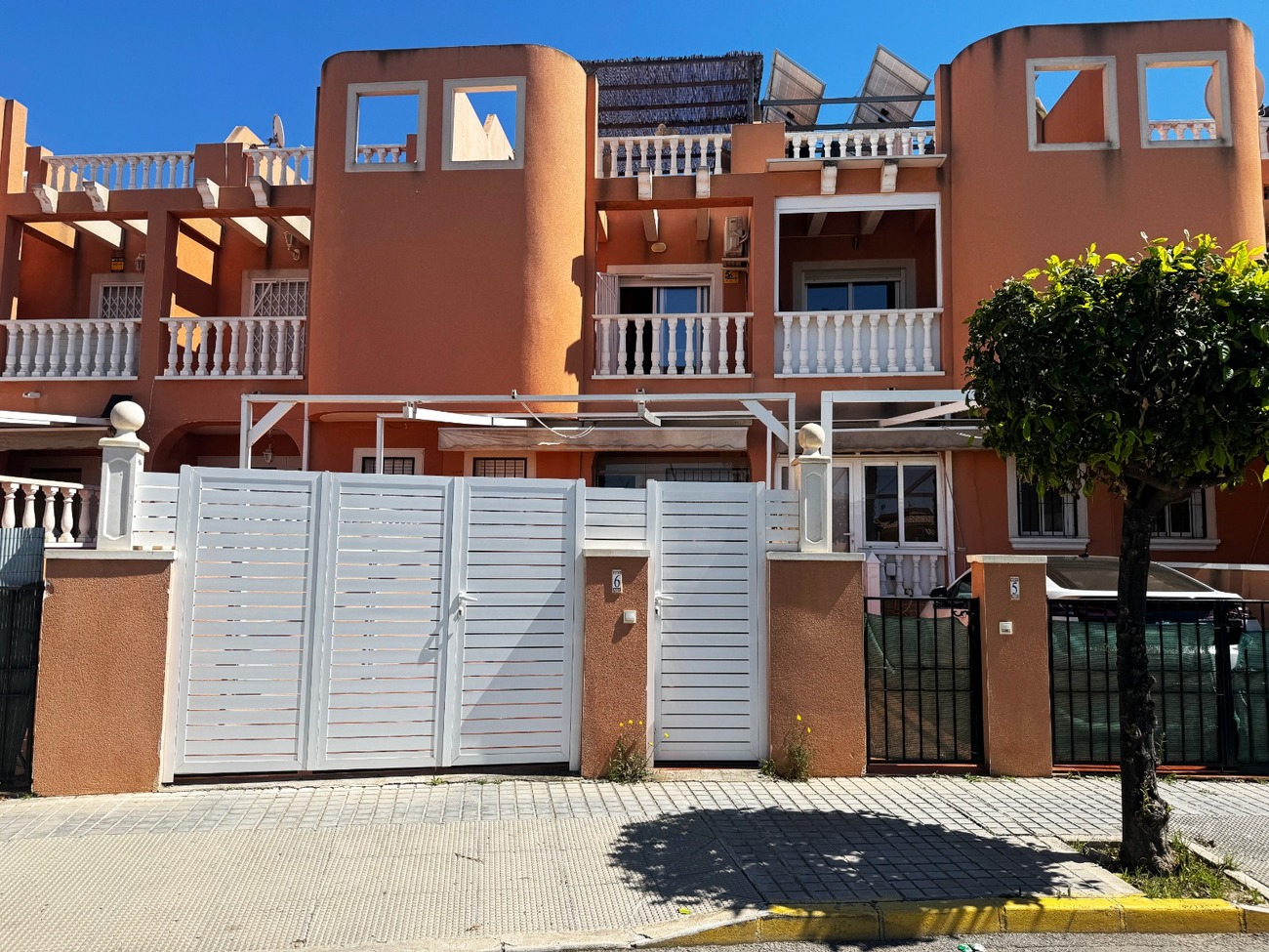 3 Bed, 1 Bath, HouseFor Sale, Torrevieja, Alicante