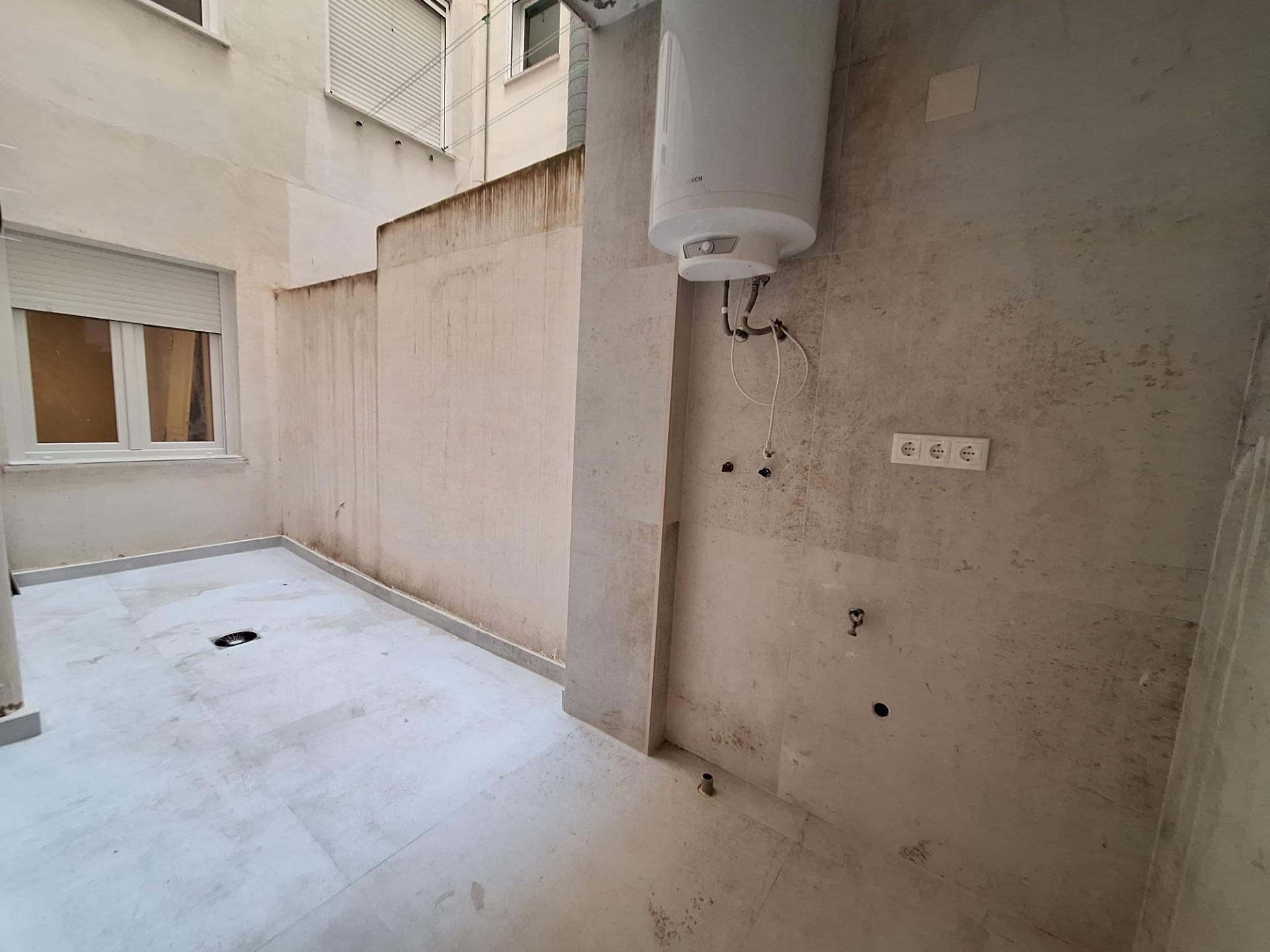 3 Bed, 2 Bath, ApartmentFor Sale, Torrevieja, Alicante