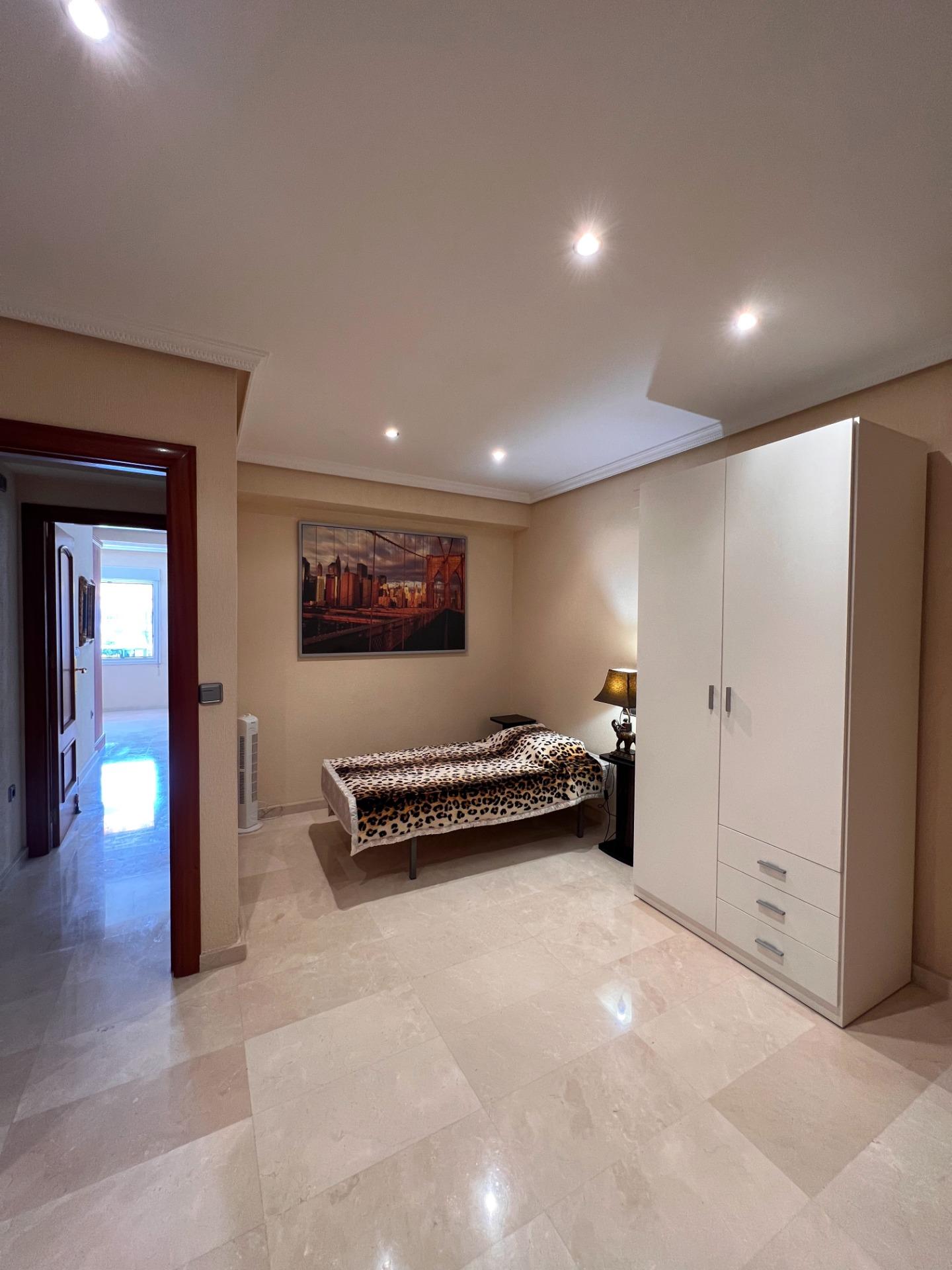 2 Bed, 3 Bath, ApartmentFor Sale, Torrevieja, Alicante