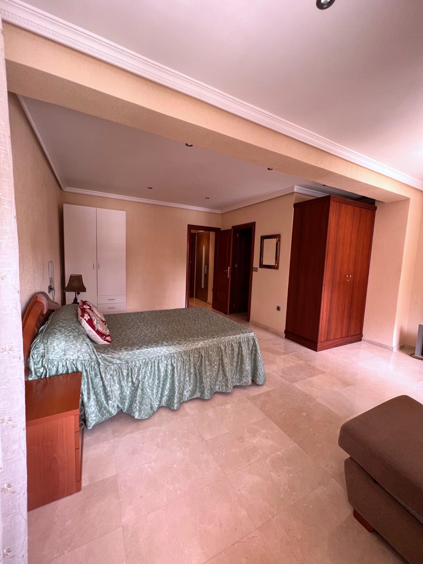 2 Bed, 3 Bath, ApartmentFor Sale, Torrevieja, Alicante