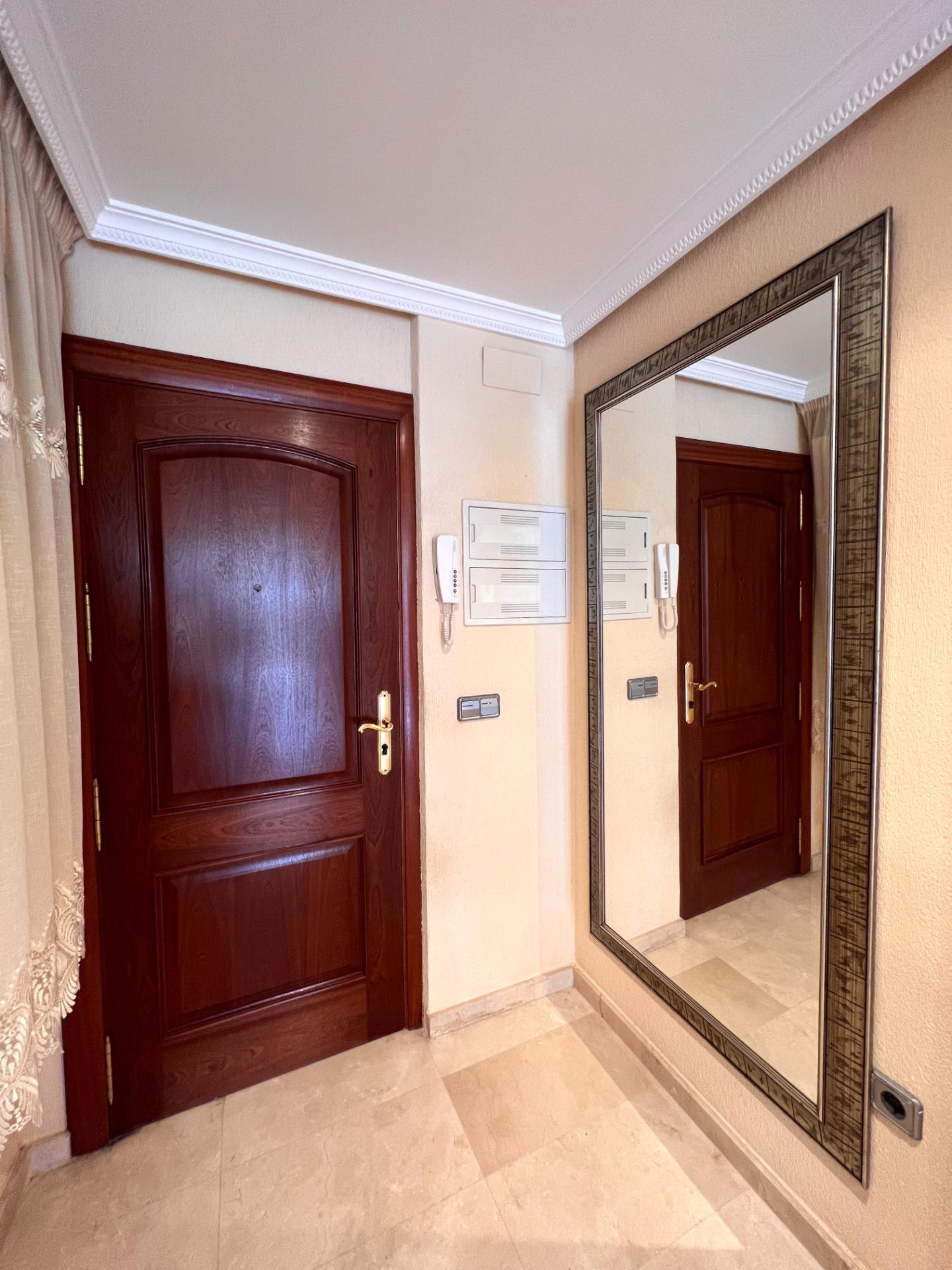 2 Bed, 3 Bath, ApartmentFor Sale, Torrevieja, Alicante