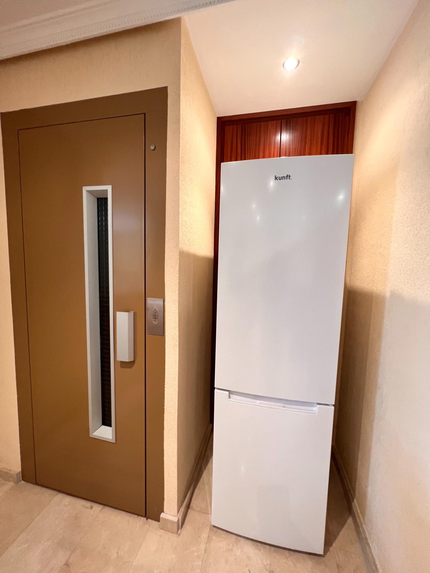 2 Bed, 3 Bath, ApartmentFor Sale, Torrevieja, Alicante