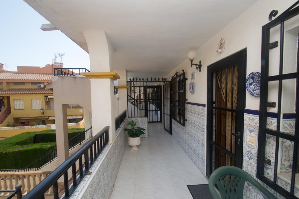 2 Bed, 1 Bath, ApartmentFor Sale, Torrevieja, Alicante