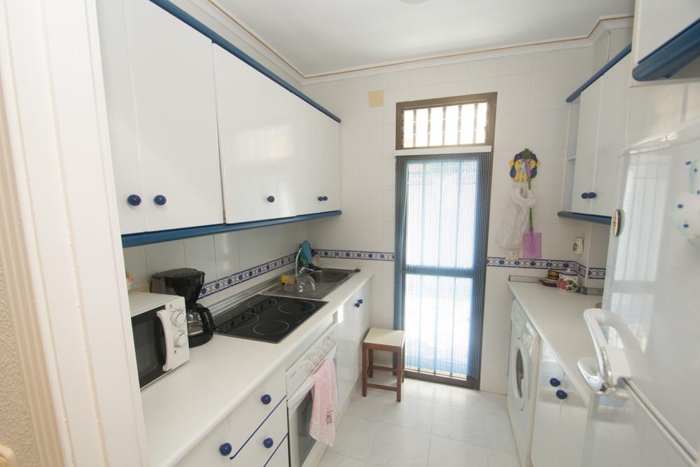 2 Bed, 1 Bath, ApartmentFor Sale, Torrevieja, Alicante