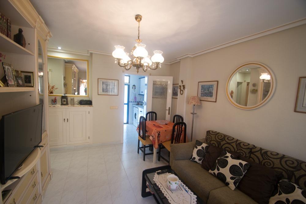 2 Bed, 1 Bath, ApartmentFor Sale, Torrevieja, Alicante